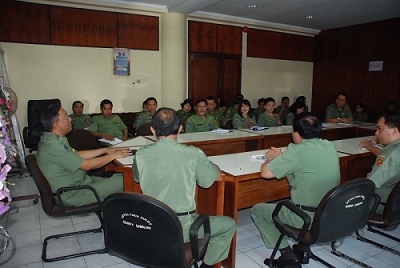 Rapat Perdana, Silangen Beri Motivasi Karo, Kabag dan Kasubag